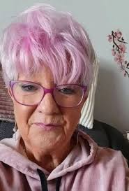 How great does she look in PINK