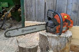 The saw turns off when turning. Forestry Journal S Simon Bowes Reviews The Husqvarna 565 Chainsaw Forestry Journal