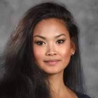 Donna Caberto's Instagram, Twitter & Facebook