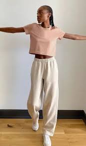 Aritzia Sweatpants Green Size XXS