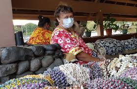 Le risque de contamination est une équation qu'on peut résumer à : Port Du Masque En Exterieur La Metropole Reflechit A Un Assouplissement Pas La Polynesie Radio1 Tahiti