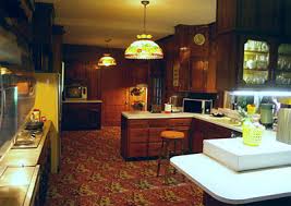 I made an effort this year to have our production manager go out and get a big recording system that travels with us that we have in this room every. Graceland Tour The Jungle Room The Jungle Room Howstuffworks