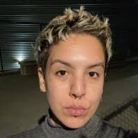 Erika Jorge's Instagram, Twitter & Facebook