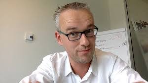 Chris Elke's Instagram, Twitter & Facebook