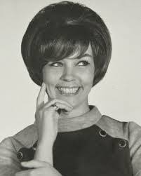 Lynette Zimmerman's Instagram, Twitter & Facebook