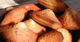 Les Madeleines La Cuisine De Cocopassions Cuisine Culinaire Madeleine