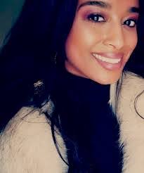 Sheena Jones's Instagram, Twitter & Facebook