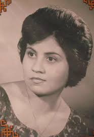 UNA CALLE PARA MAURA ECHEVERRÍA. Fotorreportaje y video