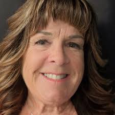 Does anyone use TWN fiber optic Internet service in Bullhead, specifically  in Sunridge area, and how does it compare to Optimum cable Internet?