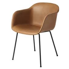 fiber chair muuto stoel in cognac leer stoelen meubel ideeen fauteuil