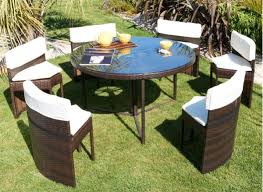 Des meubles d'extérieur aux accessoires de jardin, tout mérite d'être protégé à la venue de l'hiver. Mobilier Et Salon De Jardin Des Modeles Declinables A L Infini Et A Acheter Au Meilleur Prix Mamaisonmonjardin Com
