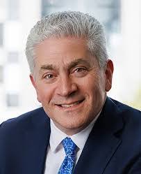 Wanda Decker's Instagram, Twitter & Facebook