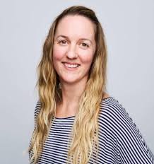 Just finished the course “Introduction to Prompt Engineering for Generative  AI” by Ronnie Sheer!