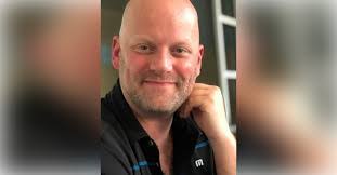 Kelly Kirkwood's Instagram, Twitter & Facebook