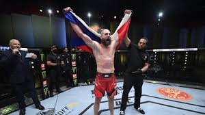 V roce 2019 se stal šampionem prestižní japonské organizace rizin ff, která je po ufc jednou z. D7tfwz5u Xyunm