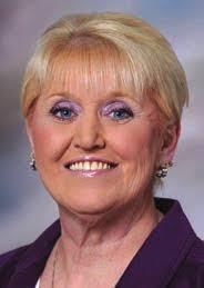 Edith Mccabe's Instagram, Twitter & Facebook