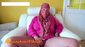 Arabic sex webcam big tits muslim girl in hijab big ass 09.30 - XVIDEOS.COM