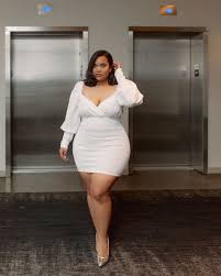 Pin On Black Curvy Femininity