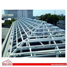 Toko Reklame Indonesia En Instagram Rangka Atap Baja Ringan Lokasi Sulawesi Tengah Rangkaatapbajaringanampanatojoun En 2021 Techos De Casas Casas Construccion Civil