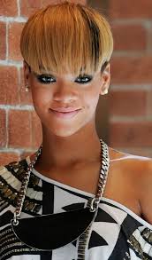 Find the perfect rihanna short hairstyles stock photos and editorial news pictures from getty images. 10 Trendy Rihanna S Short Hairstyles