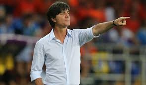 Es sind nicht nur leere worthülsen, die löw von sich gab. Moglicher Abschied Nach Vertragsende