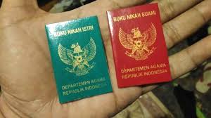 Di kartu nikah asli, lanjut anwar, hanya tersedia kolom foto bagi sepasang pengantin yakni satu suami dan satu istri. Replika Buku Nikah Shopee Indonesia
