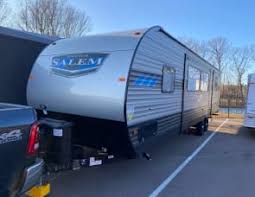 Wouldn't it be nice to take your family on a vacation to your favorite destinations without ever leaving the comfort of home? Rv Rental Three Rivers Mi Motorhome Camper Rentals In Mi