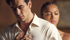 Pohon palem di salju oleh Luz Gabás