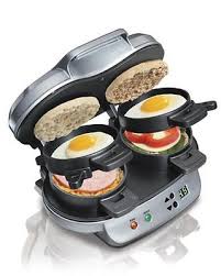 Amazon.com: Hamilton Beach Dual Breakfast Sandwich Maker with Timer, Silver  (25490A): Home & Kitchen