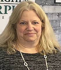 Lisa Bulger's Instagram, Twitter & Facebook