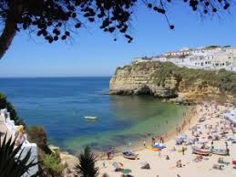 Situado num dos locais mais bonitos do algarve, no topo de uma falésia, o hotel baía crista. Hotel Baia Cristal Verfugbare Zimmer