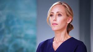 Grey's Anatomy' Fans React to Meredith's Reunion With Lexie and Mark