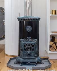 1920s Godin Wood Burning Stove Arredamento