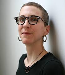 Amazon.com: Cutting Room: 9781552452646: Pinder, Sarah: Books