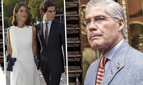 El padre de la futura duquesa de Alba se sienta en el banquillo por estafa:  así es Fernando Palazuelo
