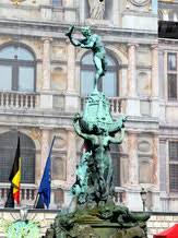 Der legende nach ging es ihm darum, die gleichberechtigung wiederherzustellen. Sehenswurdigkeiten Belgien Eine Reise Durch Europa