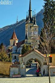 Biserica Sf Nicolae Piata Unirii Brasov Cathedral Church Cathedral Beautiful Buildings