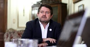 Académico, investigador, historiador y político democratacristiano chileno. Claudio Orrego Candidato A Gobernador La Gran Herida De La Region Metropolitana Es La Desigualdad Diario Y Radio U Chile