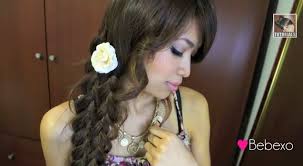 This hairstyle will work on medium to long hair with layers. Hair Tutorial How To Style The Mermaid Tail Braid Hairstyle Hairstyles Weekly