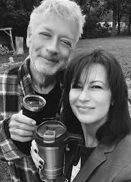 Good morning my sweets ☕☕ Happy Wicked Wednesday! My demons have been  released, this is your only warning! 🤘🤣🤘 I hope you have an amazing day!