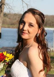 Can someone add my cousin's dad to her wedding photo?