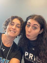 This week, students from Husson's Doctor of Physical Therapy program  participated in a Career Café, hosted in collaboration with Career  Services. The informal, networking-style event gave students the  opportunity to connect with