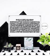 Kamar tidur yang baik adalah tempat di mana kita bisa merasa nyaman dan maksimal untuk beristirahat. 29 Ide Hiasan Dinding Kamar Dan Ruang Tamu Islami Terbaru Kreatif 2019 Dekor Rumah Hiasan Dinding Ide