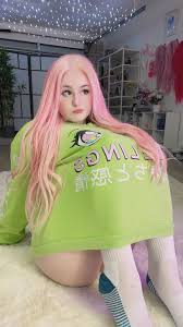 TW Pornstars - 1 pic. Gracie Waifu 🔞🐇. Twitter. too shy to look you in  the eye 🥺. 10:26 AM - 5 Oct 2021
