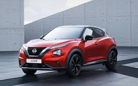 Nissan is most highly rated for culture and toyota is most highly rated for culture. Comparison Nissan Juke Tekna 2020 Vs Toyota Rav4 Limited 2019 Suv Drive