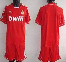 Real madrid are a team with plenty of away kit colours under their belt. Red Real Madrid Third Kit 11 12 Champions League Jersey 2011 2012 Football Kit News