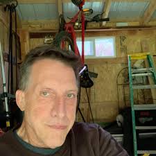 Are the 2025 KTM 690 Enduro R and Husqvarna counterparts still being made?