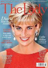 Jessie Hewitt's Instagram, Twitter & Facebook