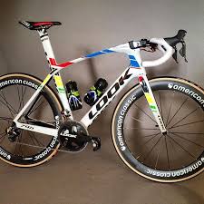 lookcycle on instagram new toy for kevin ledanois lookcycle 795worldchampion 自転車 ピスト ロードバイク