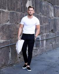 10 Ways To Wear A White Crew Neck Tee For Men Mens Outfits White Crew Neck Mens Fashion Smart